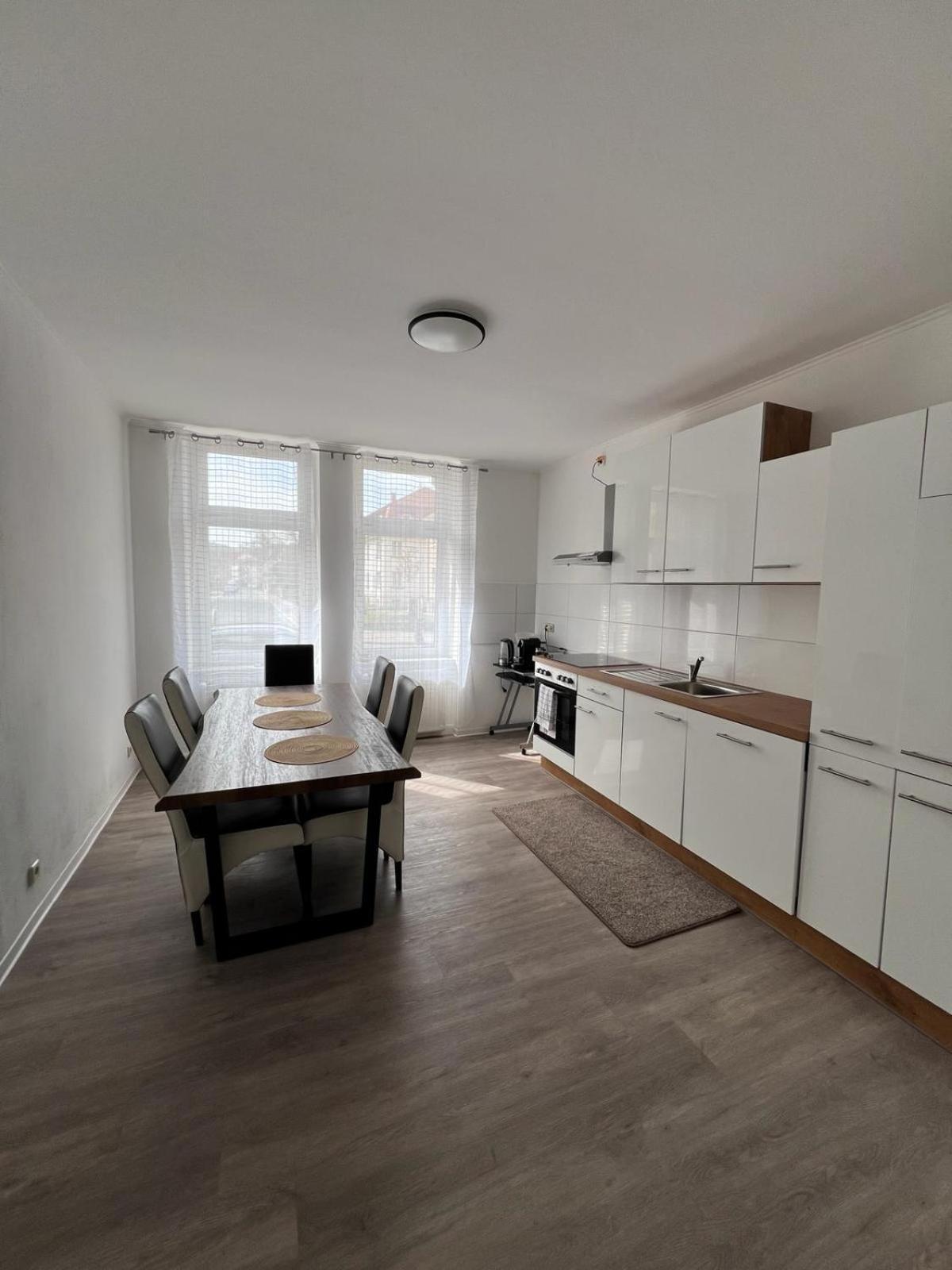 Eg Apartment *
